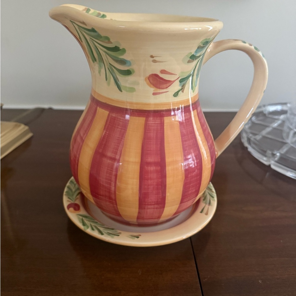 Southern Living Pitcher - Picture 2 of 6